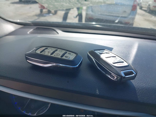 Продаж на аукціоні авто 2020 Chrysler Voyager Lxi, vin: 2C4RC1DG1LR176447, номер лоту: 45405045