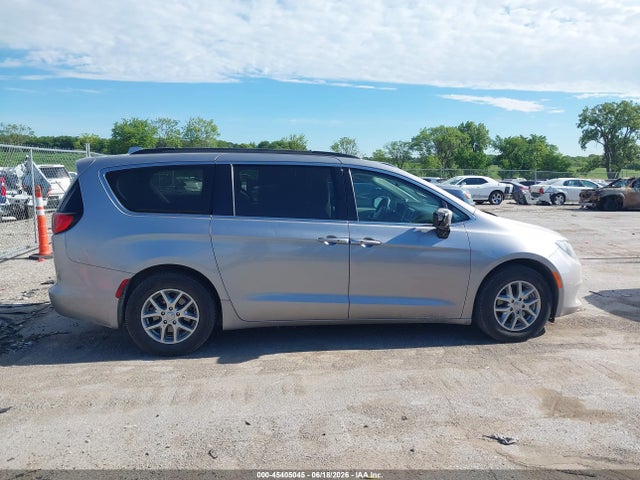 Продаж на аукціоні авто 2020 Chrysler Voyager Lxi, vin: 2C4RC1DG1LR176447, номер лоту: 45405045