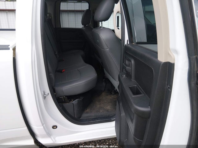 45405088 :رقم المزاد ، 1C6RR6FG6HS614837 vin ، 2017 Ram 1500 Tradesman  4x2 6'4 Box مزاد بيع