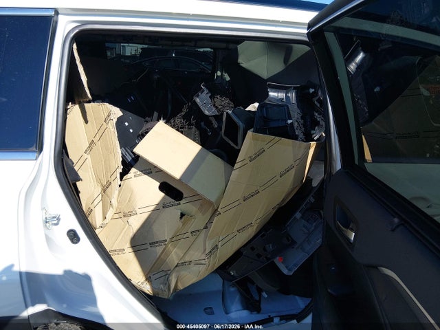 Toyota Highlander Se 2019 5TDJZRFH6KS627569 Image 8
