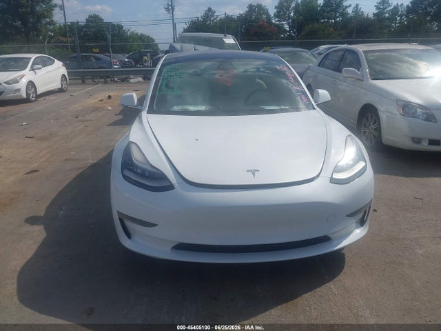 5YJ3E1EB7JF096873 Tesla Model 3 Long Range/performance