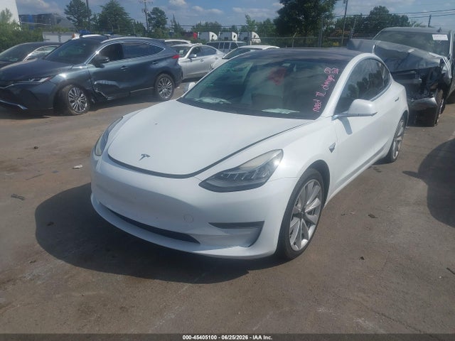 5YJ3E1EB7JF096873 Tesla Model 3 Long Range/performance
