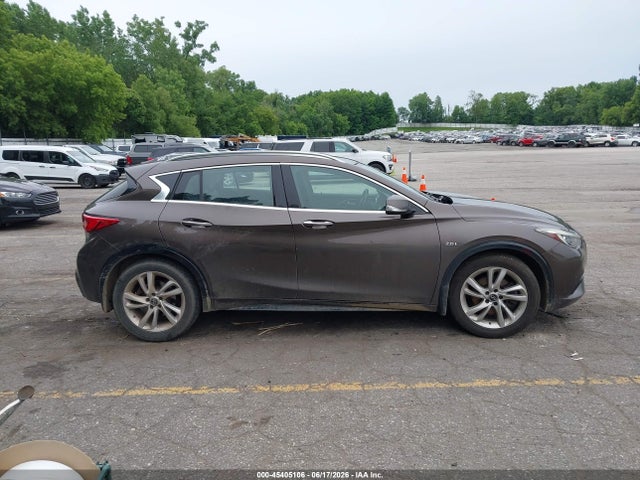 45405106 :رقم المزاد ، SJKCH5CP7KA011728 vin ، 2019 Infiniti Qx30 Luxe مزاد بيع