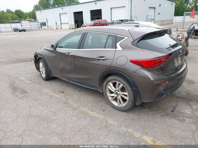45405106 :رقم المزاد ، SJKCH5CP7KA011728 vin ، 2019 Infiniti Qx30 Luxe مزاد بيع