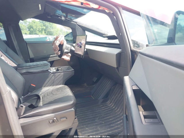 2024 Tesla Cybertruck All-wheel Drive მანქანა იყიდება აუქციონზე, vin: 7G2CEHED1RA029704, აუქციონის ნომერი: 45405117