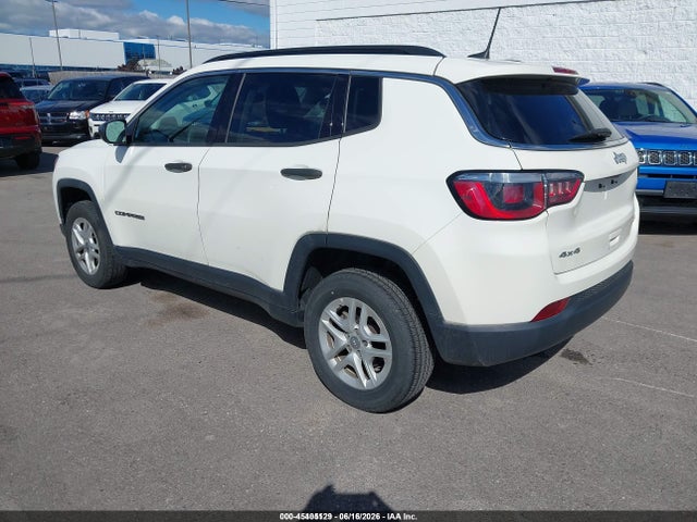 Jeep Compass Sport 4x4 2019 3C4NJDAB8KT619591 Image 3