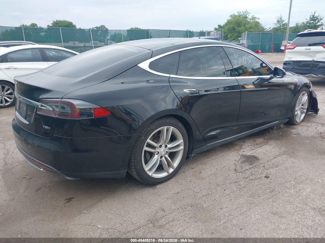 Продажа на аукционе авто 2015 Tesla Model S 70d/85d/p85d, vin: 5YJSA1E28FF103716, номер лота: 45405216