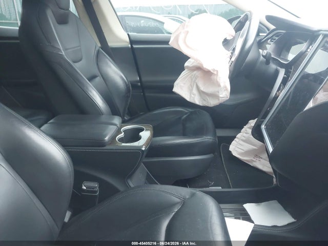 Продажа на аукционе авто 2015 Tesla Model S 70d/85d/p85d, vin: 5YJSA1E28FF103716, номер лота: 45405216