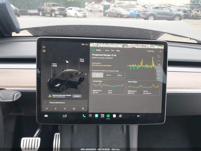 2024 Tesla Model Y Performance Dual Motor All-wheel Drive მანქანა იყიდება აუქციონზე, vin: 7SAYGDEF8RF043182, აუქციონის ნომერი: 45405288