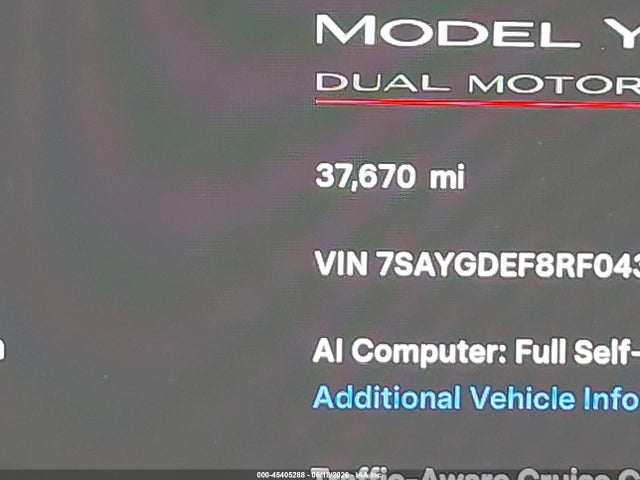 2024 Tesla Model Y Performance Dual Motor All-wheel Drive მანქანა იყიდება აუქციონზე, vin: 7SAYGDEF8RF043182, აუქციონის ნომერი: 45405288
