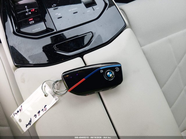 2024 Bmw I5 M60 მანქანა იყიდება აუქციონზე, vin: WBY43FK09RCP76825, აუქციონის ნომერი: 45405315