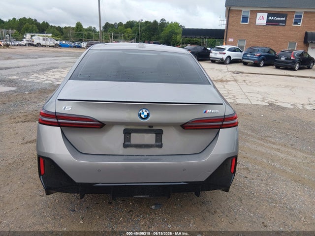 2024 Bmw I5 M60 მანქანა იყიდება აუქციონზე, vin: WBY43FK09RCP76825, აუქციონის ნომერი: 45405315