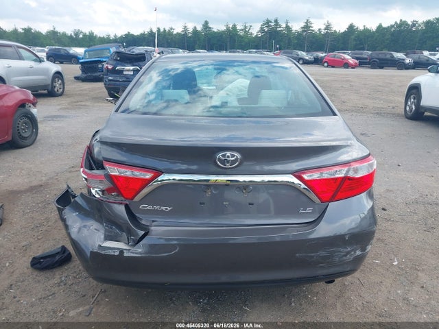 4T1BF1FKXHU633577 Toyota CAMRY LE