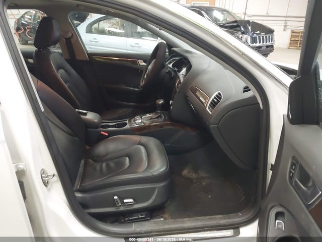 45405341 :رقم المزاد ، WAUFFAFL7GN015623 vin ، 2016 Audi A4 Premium Plus مزاد بيع