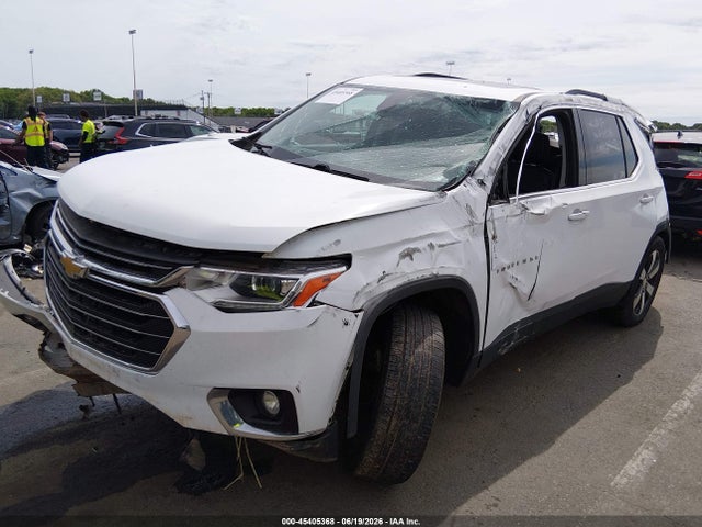 Chevrolet Traverse 3lt 2018 1GNEVHKW0JJ146988 Image 2