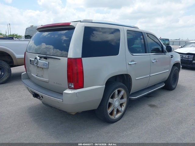 Продаж на аукціоні авто 2007 Cadillac Escalade, vin: 1GYFK63827R299922, номер лоту: 45405377