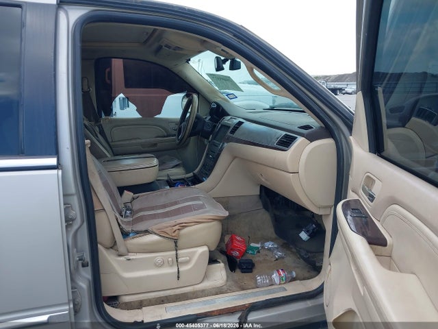 Продаж на аукціоні авто 2007 Cadillac Escalade, vin: 1GYFK63827R299922, номер лоту: 45405377