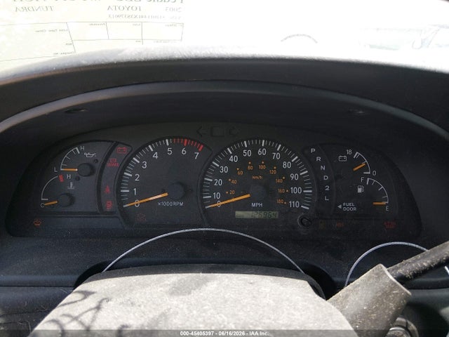 2003 Toyota Tundra Sr5 V8 მანქანა იყიდება აუქციონზე, vin: 5TBBT441X3S379013, აუქციონის ნომერი: 45405397