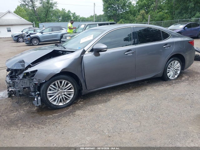 2014 Lexus Es 350 მანქანა იყიდება აუქციონზე, vin: JTHBK1GG3E2133101, აუქციონის ნომერი: 45405401
