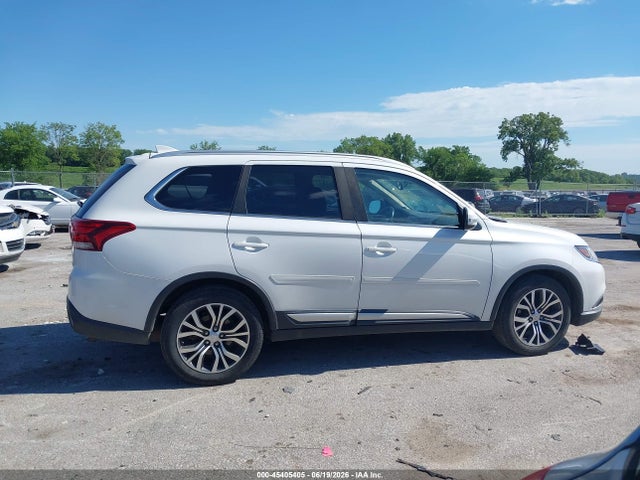 2017 Mitsubishi Outlander Se/sel მანქანა იყიდება აუქციონზე, vin: JA4AZ3A39HZ009057, აუქციონის ნომერი: 45405405