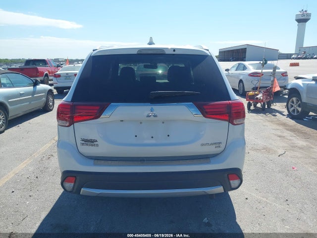 2017 Mitsubishi Outlander Se/sel მანქანა იყიდება აუქციონზე, vin: JA4AZ3A39HZ009057, აუქციონის ნომერი: 45405405