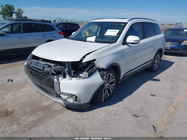 2017 Mitsubishi Outlander Se/sel მანქანა იყიდება აუქციონზე, vin: JA4AZ3A39HZ009057, აუქციონის ნომერი: 45405405