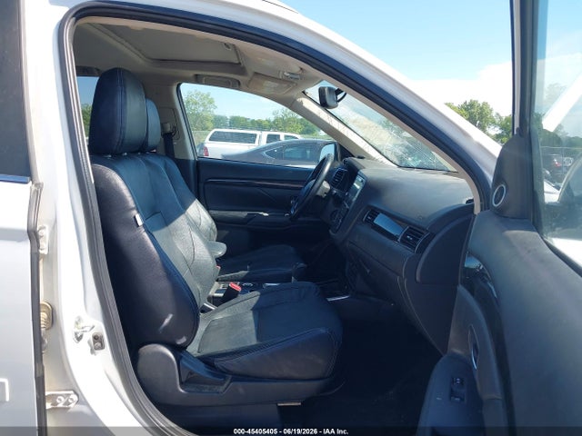 2017 Mitsubishi Outlander Se/sel მანქანა იყიდება აუქციონზე, vin: JA4AZ3A39HZ009057, აუქციონის ნომერი: 45405405
