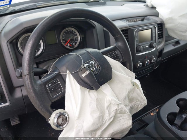 Продажа на аукционе авто 2020 Ram 1500 Classic Tradesman  4x2 5'7 Box, vin: 3C6RR6KT9LG223507, номер лота: 45405418