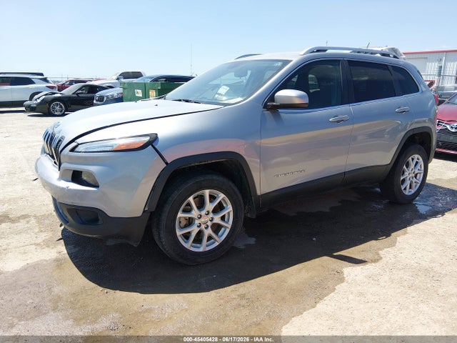 Jeep Cherokee Latitude 2014 1C4PJMCS2EW142788 Image 2