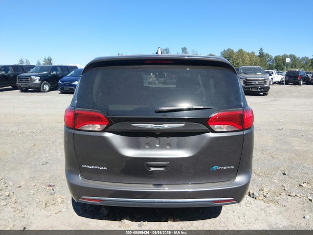 Chrysler Pacifica Hybrid Touring Plus 2017 2C4RC1H75HR797479 Image 16