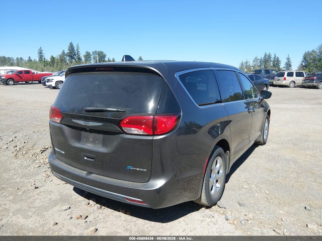 Chrysler Pacifica Hybrid Touring Plus 2017 2C4RC1H75HR797479 Image 4