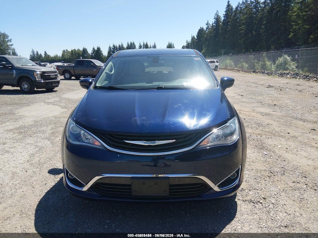 Chrysler Pacifica Hybrid Touring Plus 2018 2C4RC1H71JR276247 Image 14