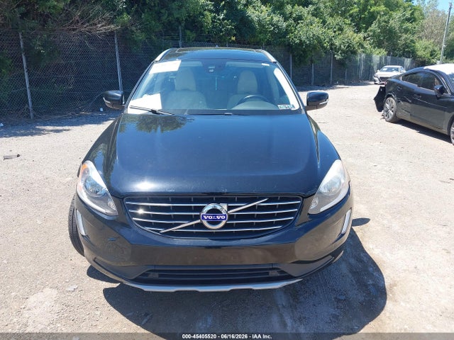 45405520 :رقم المزاد ، YV4612RK5G2813708 vin ، 2016 Volvo Xc60 T5 Premier مزاد بيع