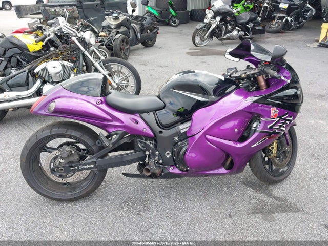 2014 Suzuki Gsx1300 Ra მანქანა იყიდება აუქციონზე, vin: JS1GX72B2E2100348, აუქციონის ნომერი: 45405569