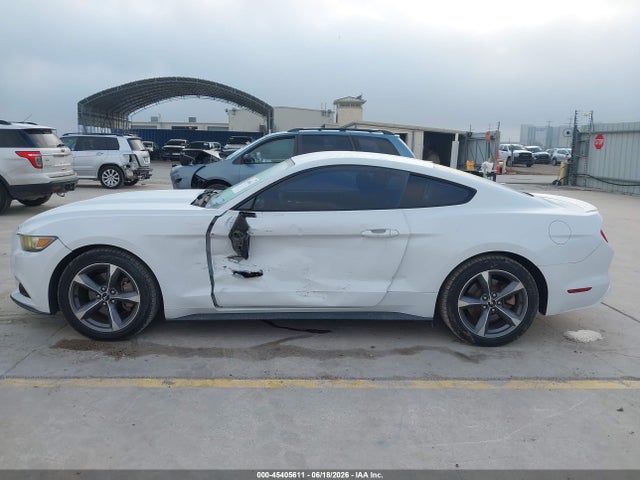 1FA6P8AMXF5322166 Ford Mustang V6