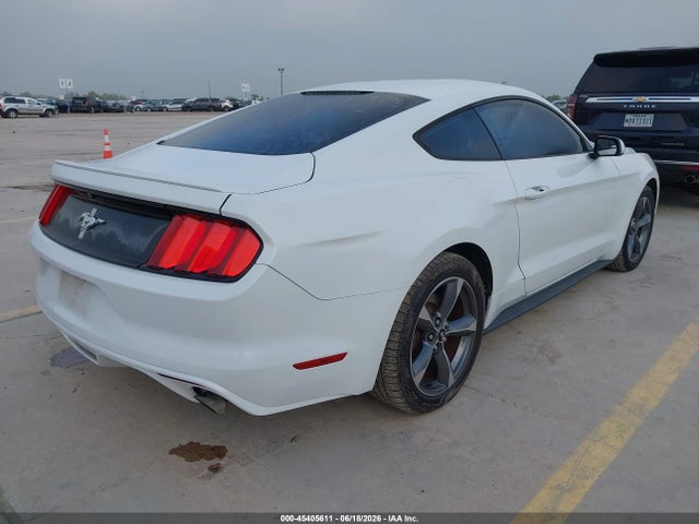 1FA6P8AMXF5322166 Ford Mustang V6