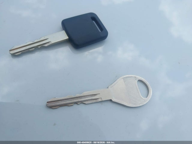 45405625 :رقم المزاد ، 3N1BC13E97L383272 vin ، 2007 Nissan Versa 1.8s مزاد بيع