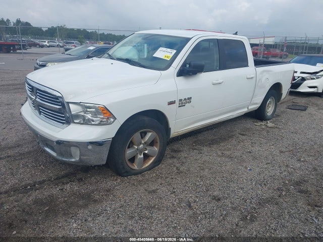 Продаж на аукціоні авто 2019 Ram 1500 Classic Big Horn  4x2 6'4 Box, vin: 1C6RR6TT6KS653856, номер лоту: 45405668