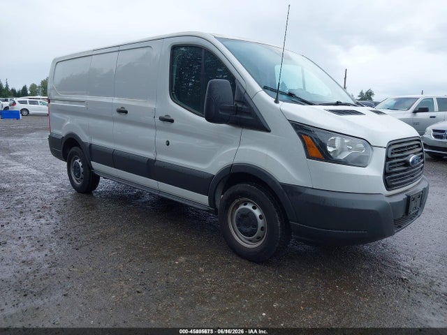 2017 1FTYE1ZM3HKA03023 головне зображення
