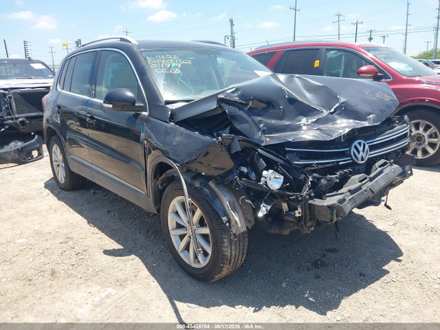 Продажа на аукционе авто 2017 Volkswagen Tiguan 2.0t Wolfsburg Edition, vin: WVGRV7AX6HK011979, номер лота: 45405704