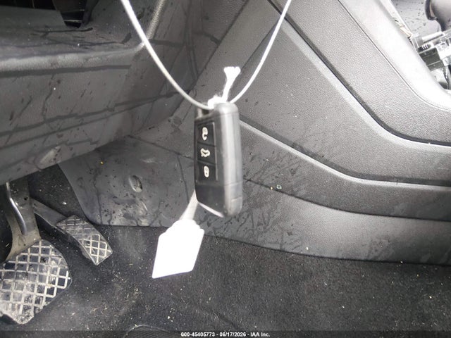 45405773 :رقم المزاد ، 3VVCX7B2XPM320855 vin ، 2023 Volkswagen Taos 1.5t S مزاد بيع