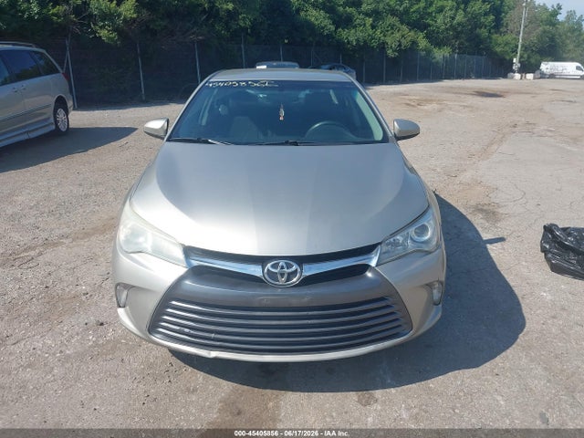 4T4BF1FK2FR492829 Toyota CAMRY LE