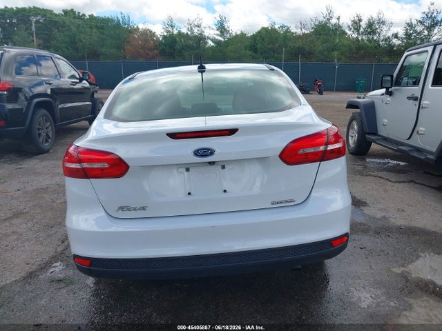 2015 Ford Focus S მანქანა იყიდება აუქციონზე, vin: 1FADP3E29FL323095, აუქციონის ნომერი: 45405887