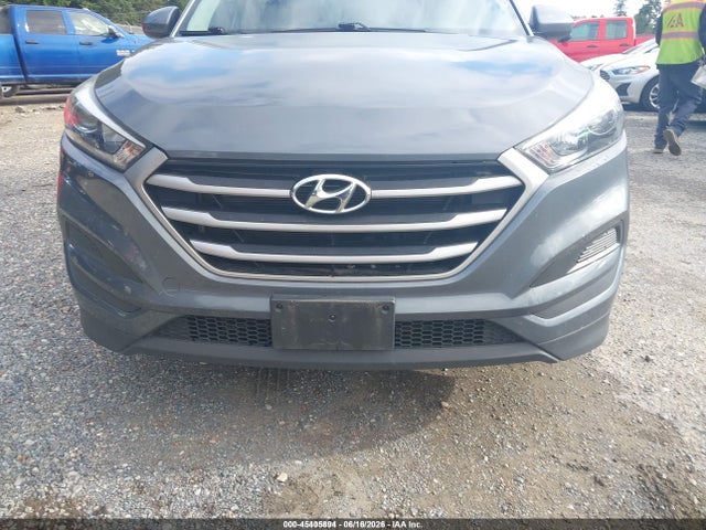 Hyundai TUCSON SE 2018 KM8J23A40JU655184 Image 6