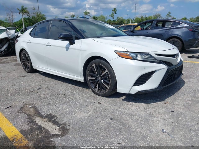 Auction sale of the 2018 Toyota Camry Xse, vin: 4T1B61HK0JU087374, lot number: 45405944