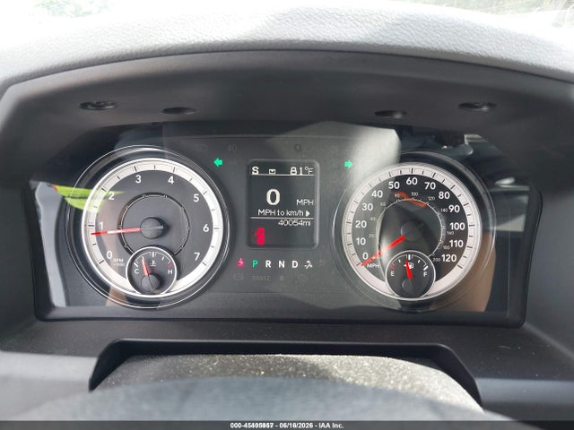 Aukcja sprzedaży 2018 Ram 1500 Tradesman  4x4 5'7 Box, vin: 1C6RR7KG7JS300521, numer aukcji: 45405957