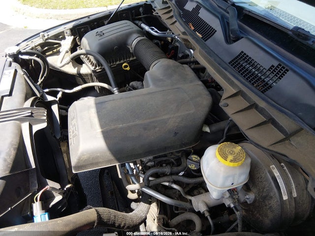 45405996 :رقم المزاد ، 1C6RR7KGXJS323114 vin ، 2018 Ram 1500 مزاد بيع