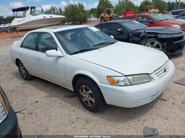 45406049 :رقم المزاد ، 4T1BG22K0VU757538 vin ، 1997 Toyota Camry Le مزاد بيع
