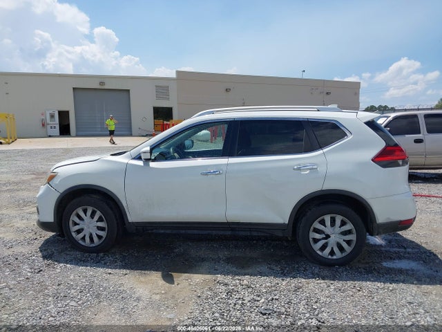 Продаж на аукціоні авто 2017 Nissan Rogue S, vin: KNMAT2MV4HP572432, номер лоту: 45406061