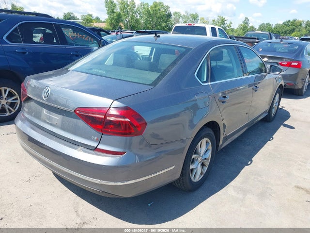 2017 Volkswagen Passat 1.8t S მანქანა იყიდება აუქციონზე, vin: 1VWAT7A32HC022506, აუქციონის ნომერი: 45406087